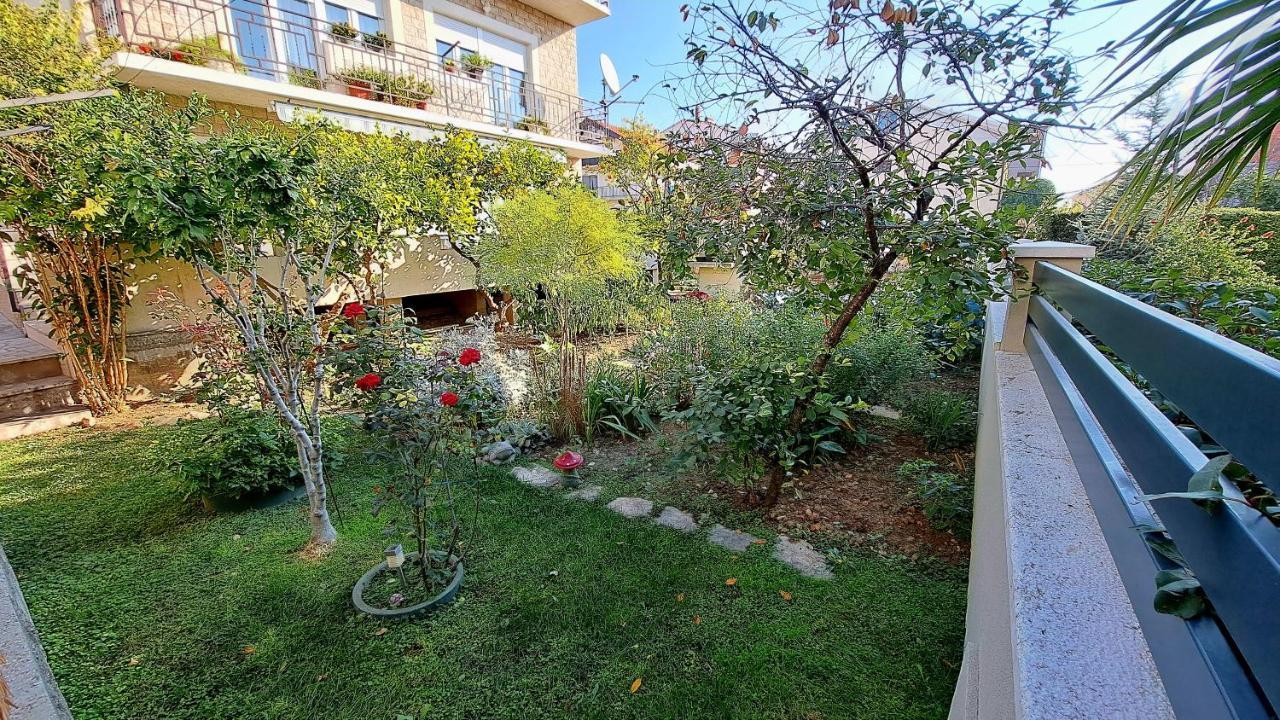 Maria Apartments Kaštela Exteriör bild